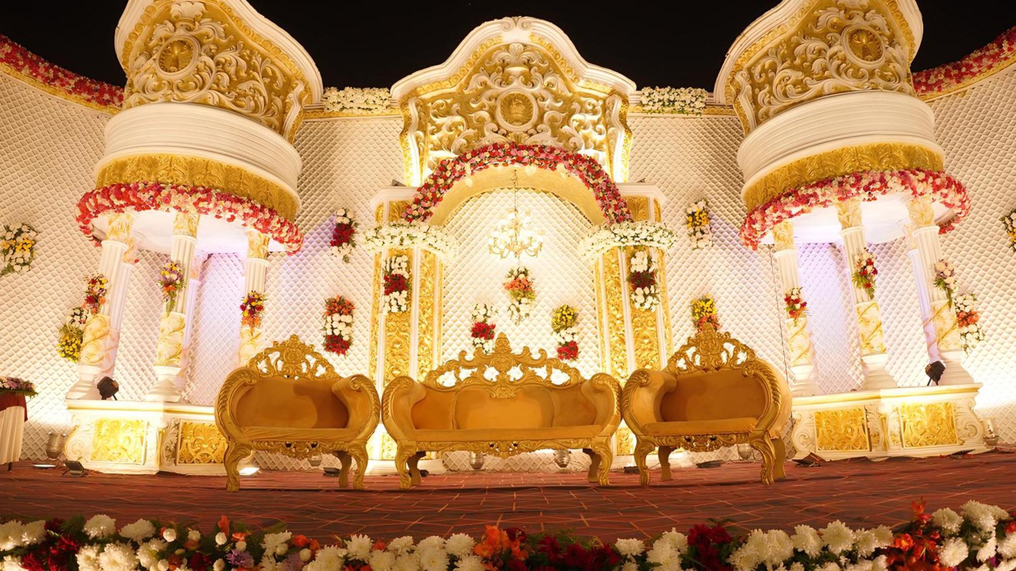 Nirmal Hotel And Resort Bareilly Bagian luar foto