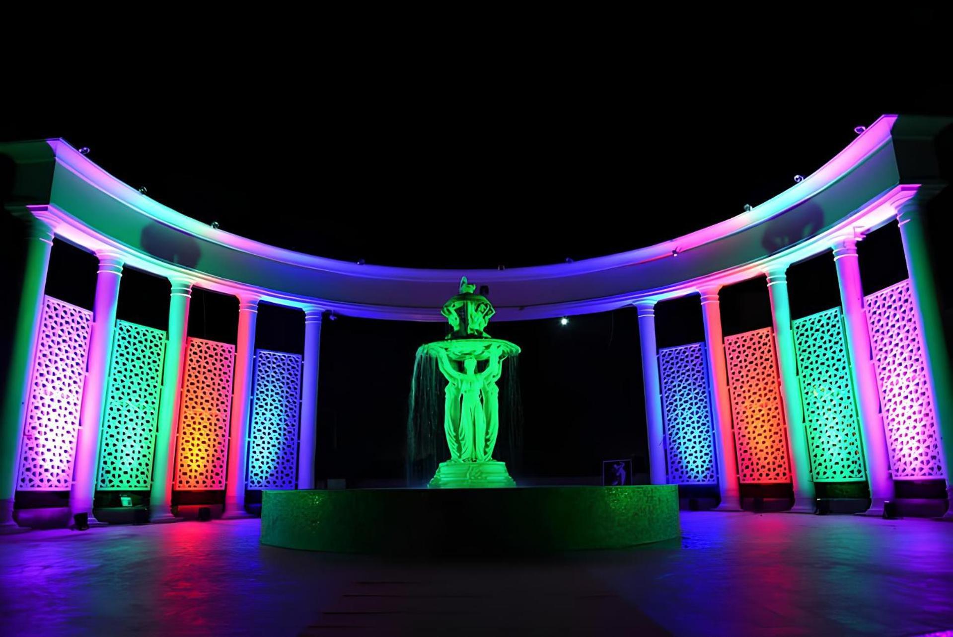 Nirmal Hotel And Resort Bareilly Bagian luar foto
